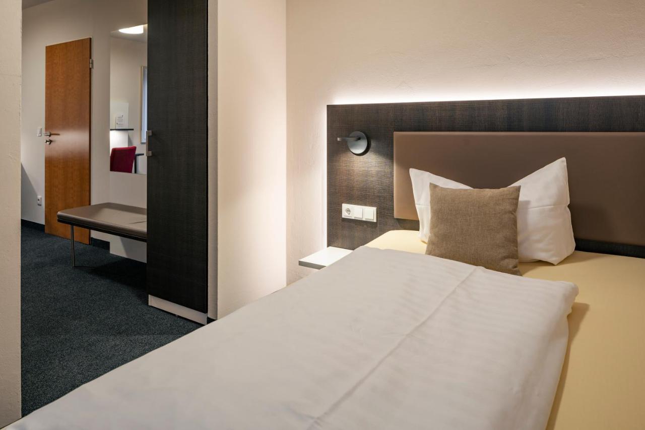 Hotel Fuchsen Kirchheim unter Teck Buitenkant foto
