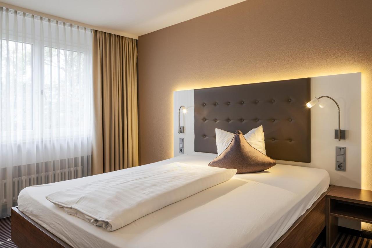 Hotel Fuchsen Kirchheim unter Teck Buitenkant foto