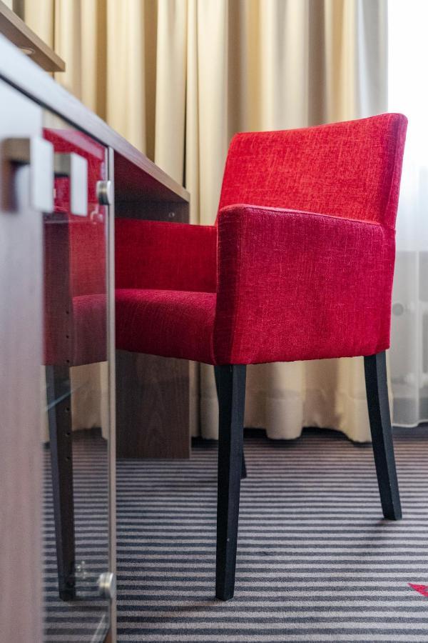Hotel Fuchsen Kirchheim unter Teck Buitenkant foto