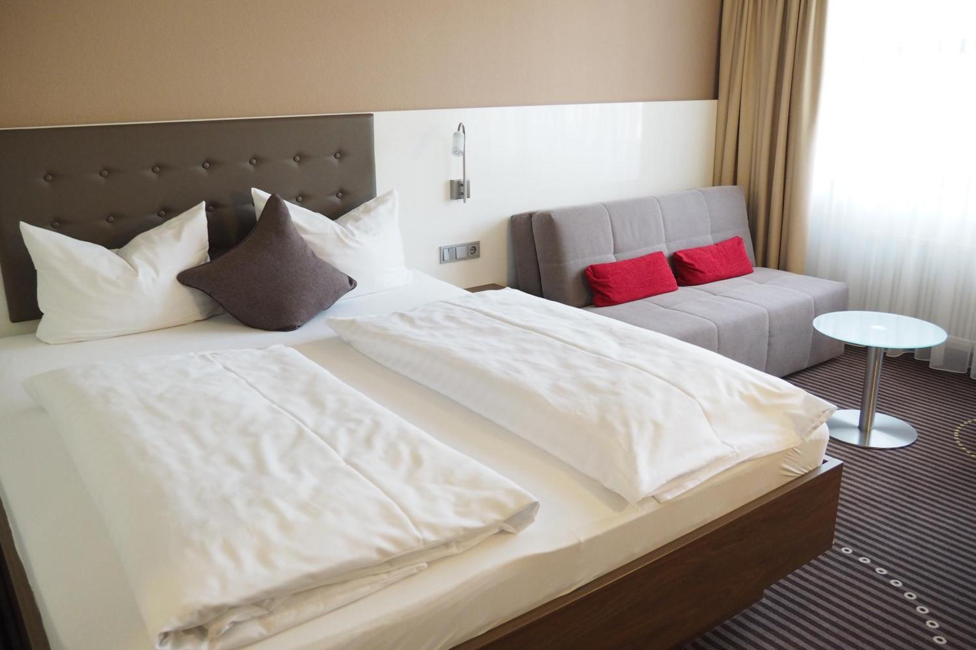 Hotel Fuchsen Kirchheim unter Teck Buitenkant foto